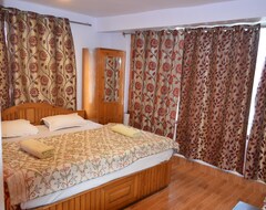 Khách sạn Hotel Palestine (Srinagar, Ấn Độ)