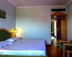 Hotel OYO 9635 Kharghar (Madurai, India)