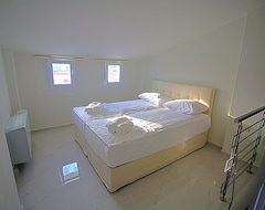 Aparthotel Sky Rays Luxury Apartments (Nikiti, Grecia)