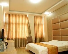 Zaozhuang Jinzun Business Hotel (Zhaozhuang, China)