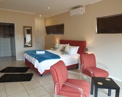 Khách sạn New Hunters Moon (Cape Town, Nam Phi)