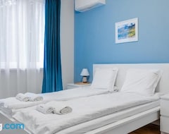 Cijela kuća/apartman Cozy And Colorful 2bd Flat With Central Location (Sofija, Bugarska)
