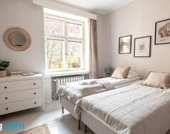 Cijela kuća/apartman 2ndhomes Bright & Spacious, 5 Bedroom Apartment In The Center (Helsinki, Finska)