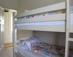 Hotel Pointside - Three Bedroom House, Sleeps 8 (Helford, United Kingdom)