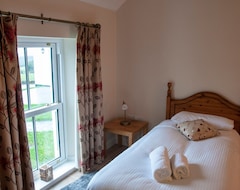 Hele huset/lejligheden Finn Accommodates Up To 6 People (Strabane, Storbritannien)