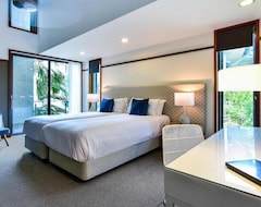 Aparthotel Yacht Club Villa (Hamilton Island, Australia)