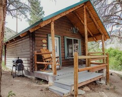 Entire House / Apartment Sweetwater Springs Cabin (Marysvale, USA)