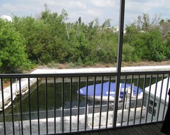 Cijela kuća/apartman Canal Front, Spa/Pool, 2 Kayaks, 3 Bed, 2 Bath, Oceanside Home (Big Pine Key, Sjedinjene Američke Države)