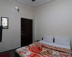 Hotel SPOT ON 36286 Agarwal Lodge (Ghaziabad, India)