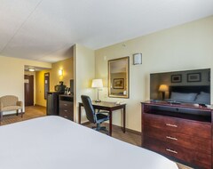 Khách sạn Comfort Inn & Suites (Kincardine, Canada)