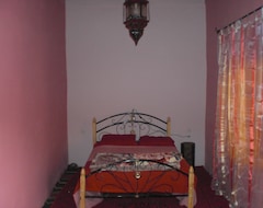 Hotel Riad Dar Tazoulte Bedroom (Agdz, Marokko)