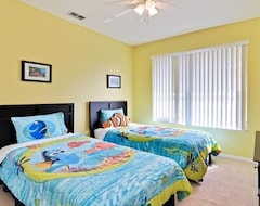 Koko talo/asunto Luxury Villa with Pool-Game Room Near Disney World (Ridge, Amerikan Yhdysvallat)