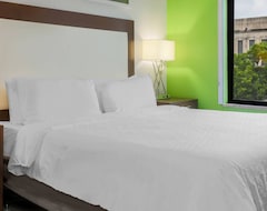 Holiday Inn Express Hotel & Suites Fort Worth Downtown, An Ihg Hotel (Fort Worth, USA)