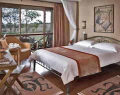 Khách sạn Ashnil Aruba Lodge (Voi, Kenya)