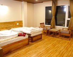 Khách sạn Nine Senses Group Of Hotels (Ravangla, Ấn Độ)