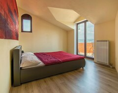 Toàn bộ căn nhà/căn hộ 2 Bedroom Accommodation In Koper (Koper, Slovenia)