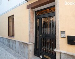 Koko talo/asunto Atico Con Terracita Y Vistas Alhambra, Centro (Granada, Espanja)