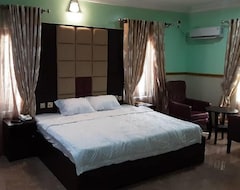 Royal City Dubai Hotel & Suites (Onitsha, Nigeria)