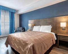 Hotel Quality Suites Quebec (Québec-City, Canada)