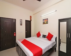 Hotel OYO 13046 The City Hospitality (Noida, Indija)