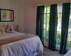 Bed & Breakfast Kameel Rust and Vrede B & B and Camping (Stella, South Africa)