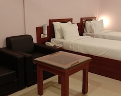 Khách sạn Luxora Hotel And Spa (Malappuram, Ấn Độ)