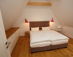 Toàn bộ căn nhà/căn hộ Holiday Home For 5 Guests With 75m² In Borgsum (96606) (Borgsum, Đức)
