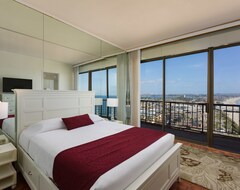 Hotel Capri By The Sea By All Seasons Resort Lodging (San Diego, USA)