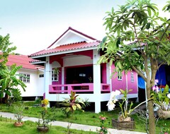 Hotelli New Sunrise Village (Surat Thani, Thaimaa)
