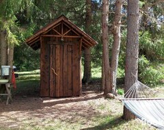 Toàn bộ căn nhà/căn hộ Little Forest House Near The River Jagala (Kose, Estonia)