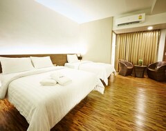 Leevana Hotel (Hat Yai, Thailand)