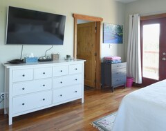 Entire House / Apartment Brand New Cedar Oceanfront Housewith Most Amazing Ocean View (Masset, Canada)