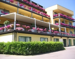 Hotel Riva Del Sole (Moniga del Garda, İtalya)