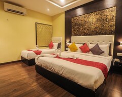 Khách sạn Collection O 50220 Hotel Grand Bhagwat Shastri Circle (Udaipur, Ấn Độ)