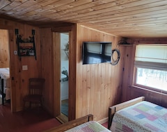 Toàn bộ căn nhà/căn hộ Mountain Getaway In Our Cozy Log Cabin In The Catskill Mountains (Middleburgh, Hoa Kỳ)