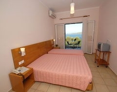 Khách sạn Hotel Limanaki (Lassi, Hy Lạp)