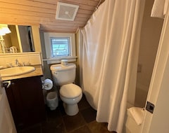 Casa/apartamento entero Pender Island Getaway - Luxury Modern Cottage For Rent: (Otter Bay, Canadá)