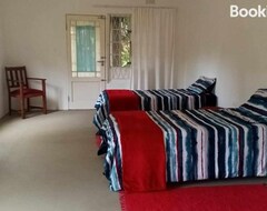 Koko talo/asunto Honey Cottage Accommodation (Port Shepstone, Etelä-Afrikka)