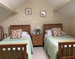 Cijela kuća/apartman A Charming, Spacious Twin Bed Apartment Set In An Old Market Town House (Shepton Mallet, Ujedinjeno Kraljevstvo)