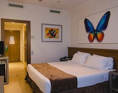 Hotel Mas Camarena (Paterna, Spain)