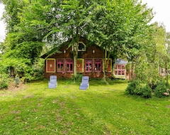 Toàn bộ căn nhà/căn hộ Holiday Home Fairy Cottage With Shared Terrace And Shared Garden (Rhauderfehn, Đức)