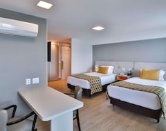 Hotel Beach Class Suites Recife (Recife, Brazil)