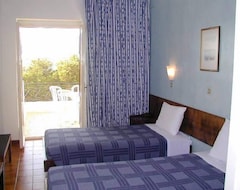 Hotel Oasis (Masouri, Greece)