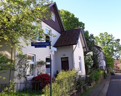 Hotelli Nice Apartment With Garden, Very Close To The City Center (Celle, Saksa)