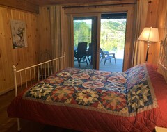 Entire House / Apartment Perfect 4 Season Cabin (Bath, USA)