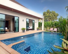 Otel Andaman 3br Pool Villa （iv2v7） (Rawai Beach, Tayland)