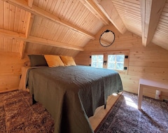 Toàn bộ căn nhà/căn hộ Sawyers Eco-friendly Cabin (Simcoe, Canada)
