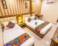 Hotel FabExpress Orange Suites Santacruz East (Mumbai, India)