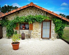 Toàn bộ căn nhà/căn hộ Idyllic Rural Romantic Retreat (Pleuville, Pháp)
