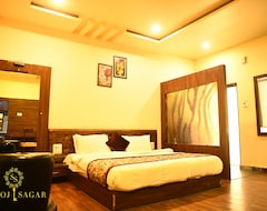 Sagar Saroj Spa & Resort (Sagar, India)